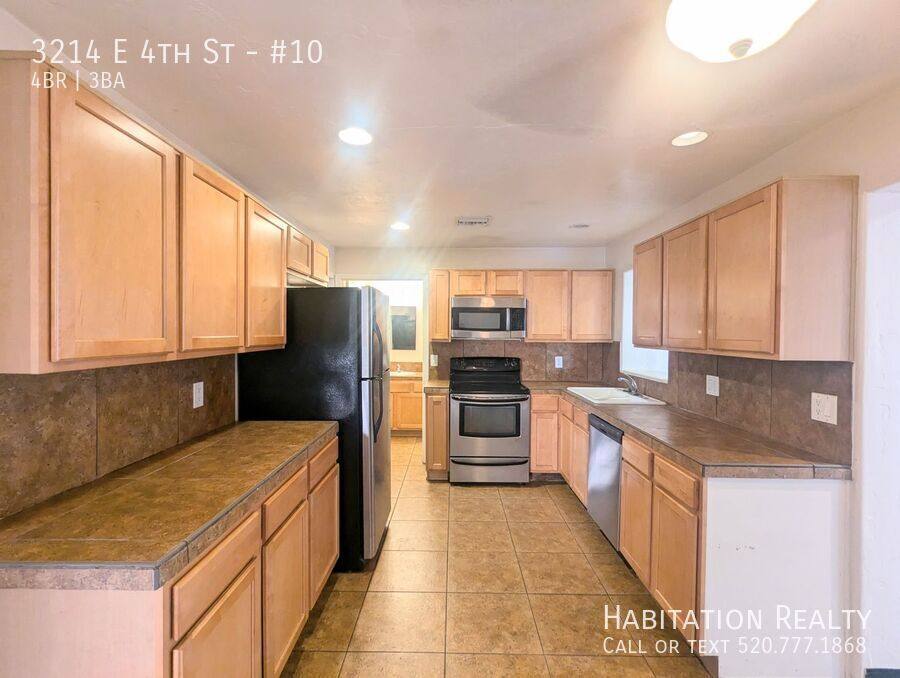 House for rent at 3214 E 4th St, Tucson, AZ 85716