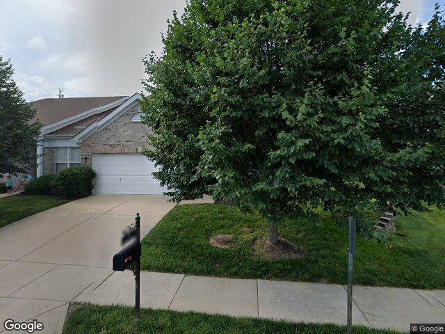 Townhouse for rent at 287 Arbor Place Lane, Valley Park, MO 63088