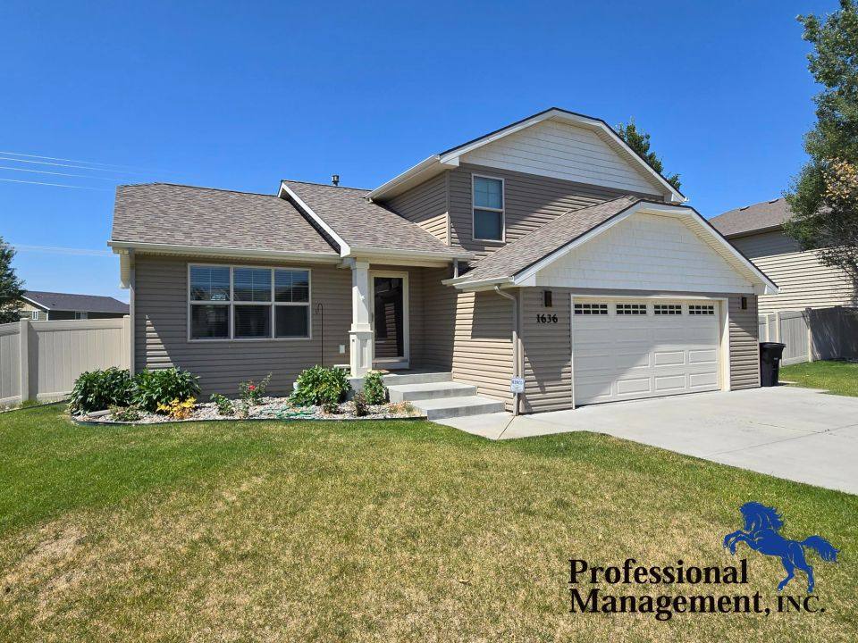 House for rent at 1636 S Castle Stone Square, Billings, MT 59106