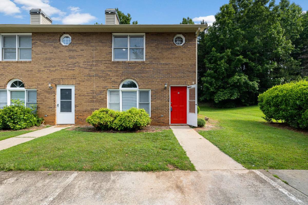 House for rent at 4071 Hidden Hollow Dr #4071C, Gainesville, GA 30506