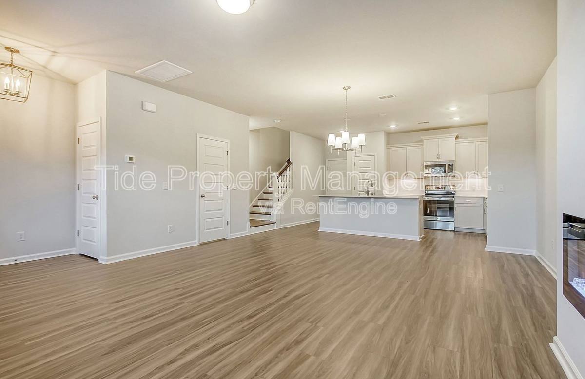 Townhouse for rent at 104 O Malley Dr, Summerville, SC 29483