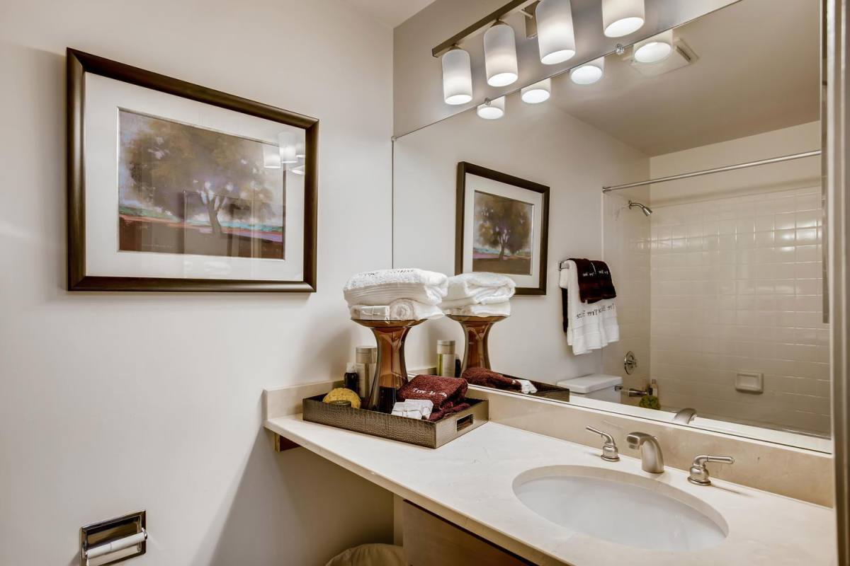 Apartment for rent at 2500 Brush Rd, Schaumburg, IL 60173