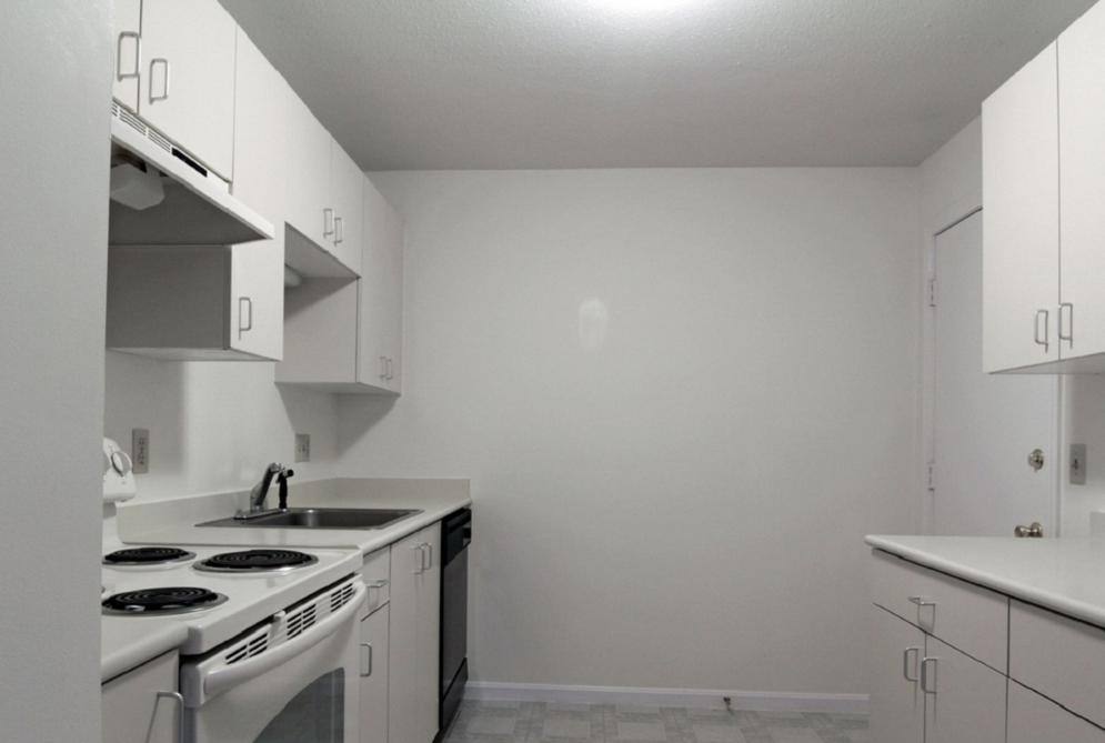 Apartment for rent at Four Winds, 5500 N Main St, Fall River, MA 02720