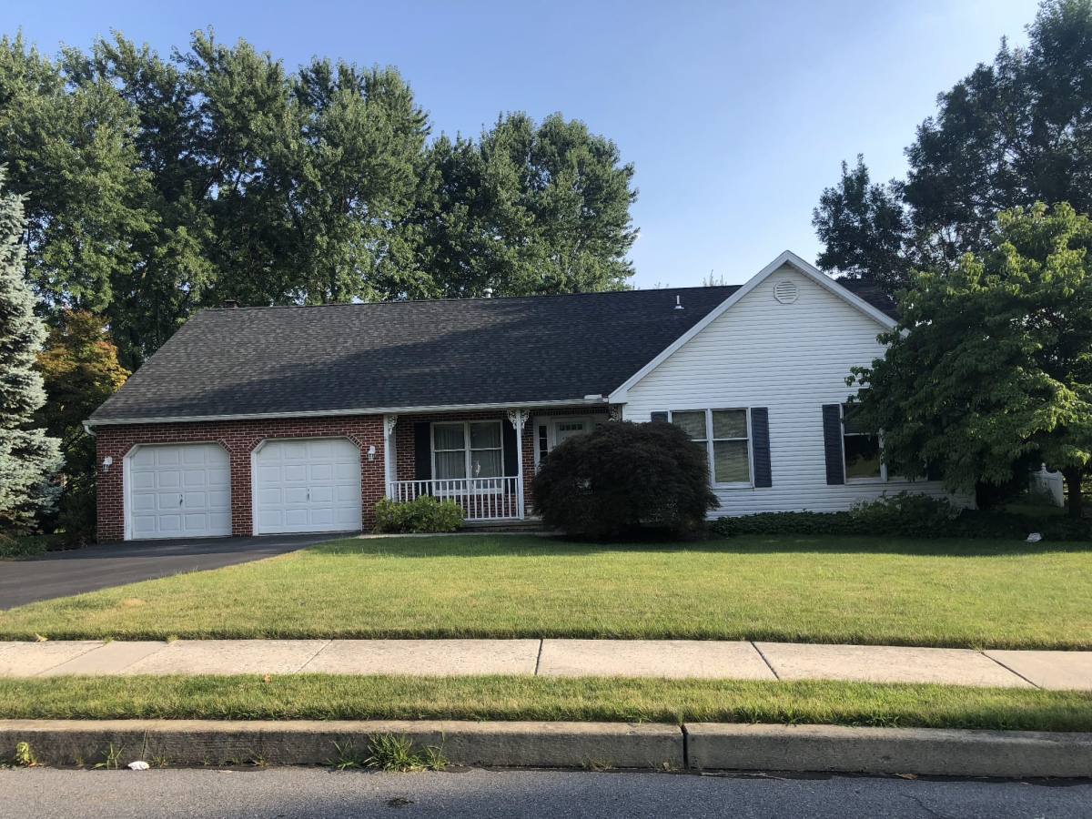 House for rent at 1038 Boeshore Circle, Reading, PA 19605