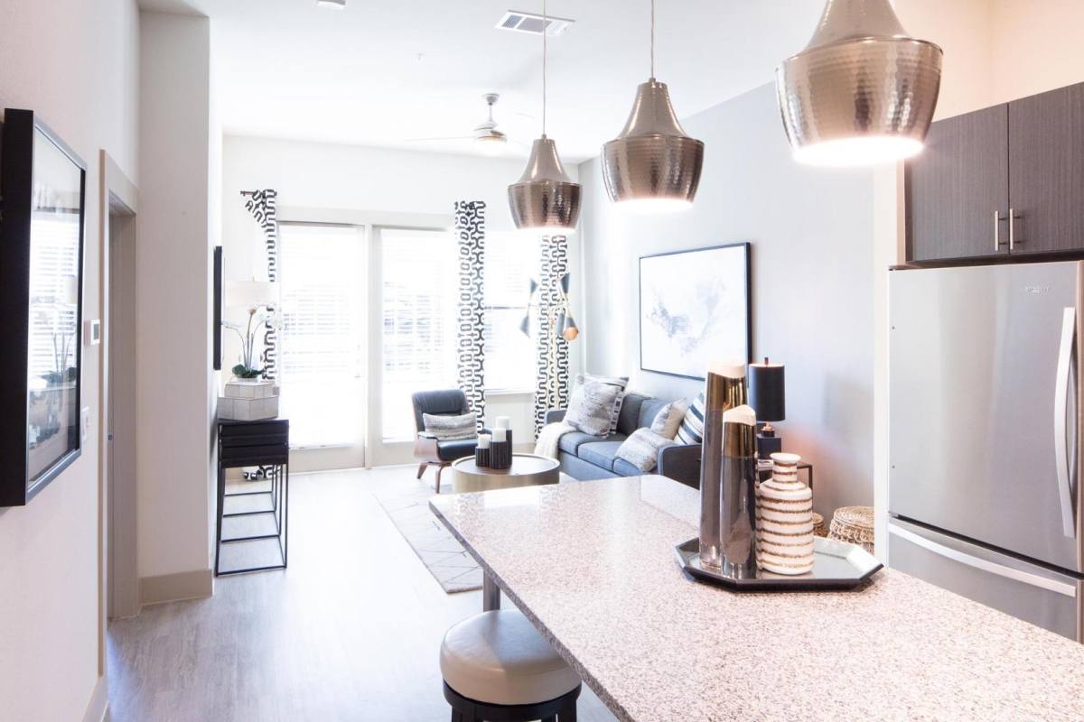 Apartment for rent at Magnolia on Zang, 901 N Zang Blvd, Dallas, TX 75208