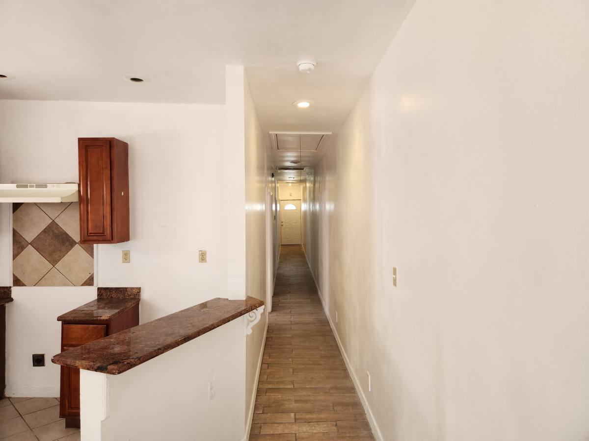 Townhouse for rent at 2647 N Rocheblave St, New Orleans, LA 70117