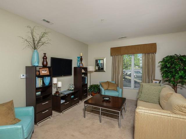 Apartment for rent at Endicott Green, 180 Newbury St, Danvers, MA 01923