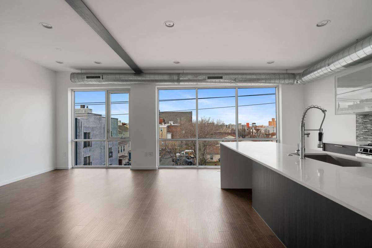 House for rent at 634 W Jefferson St, Philadelphia, PA 19122