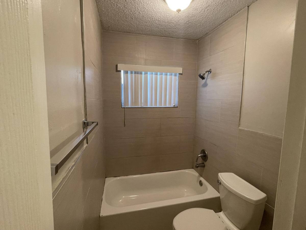 Apartment for rent at 716 SW 16 Ave #2, Fort Lauderdale, FL 33312
