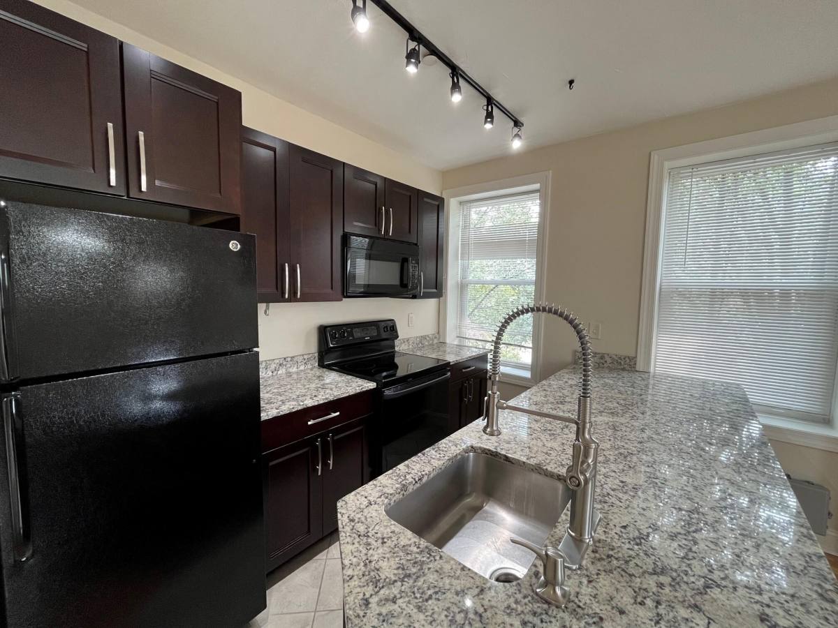 Apartment for rent at 440 S Fairmount St, Pittsburgh, PA 15232