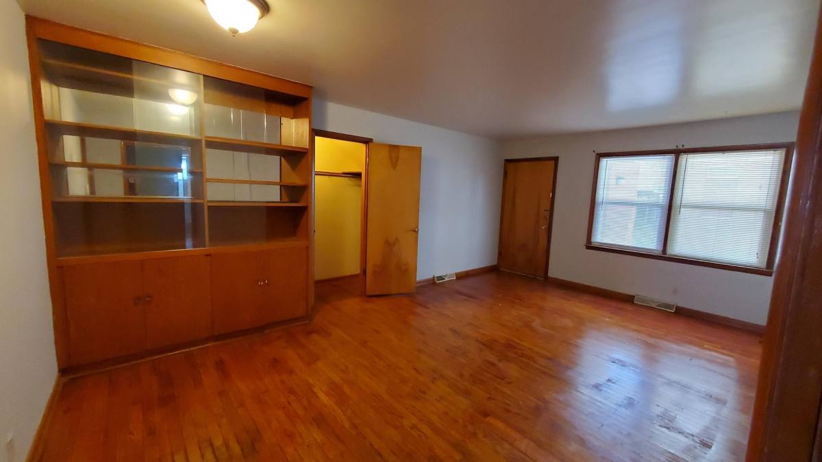 Apartment for rent at 314 Mecherle #1, Bloomington, IL 61701