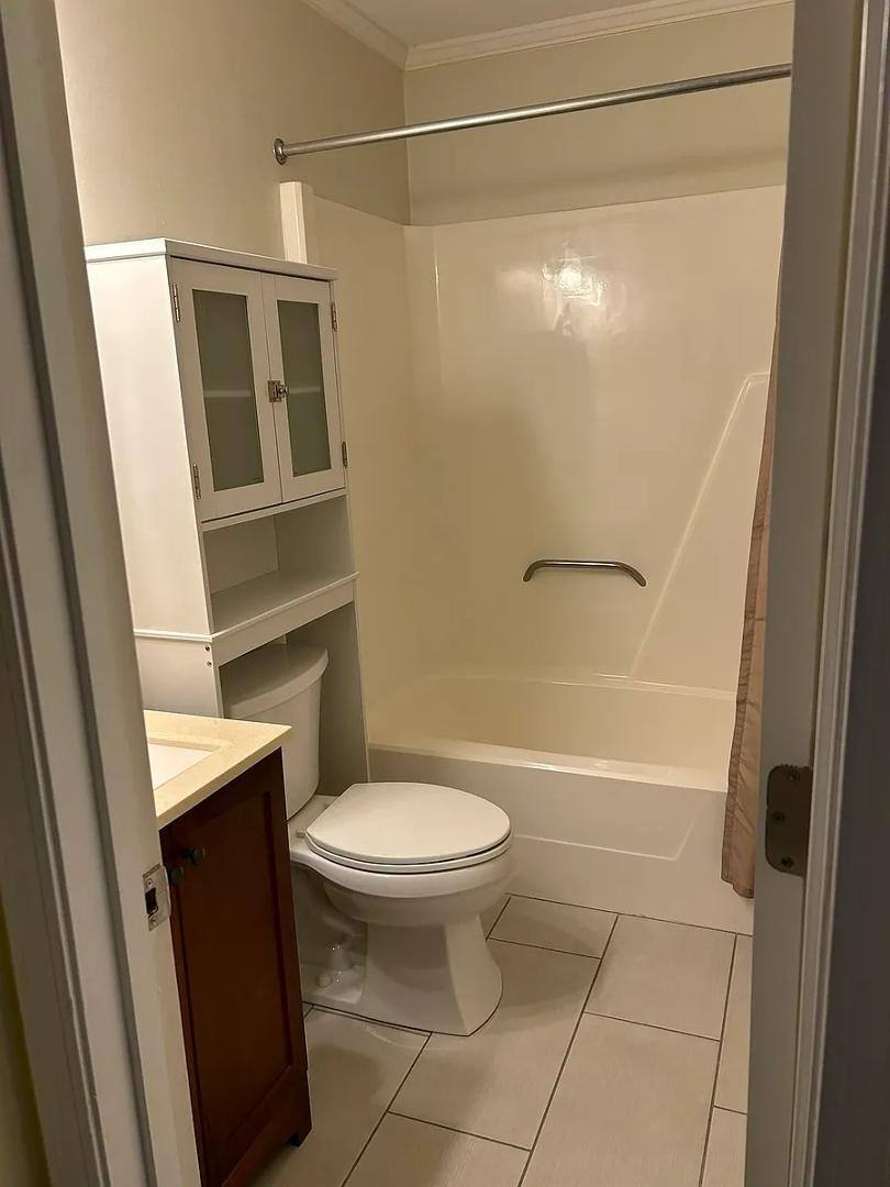 Apartment for rent at Laurel Park Villas Phase I, 33 Lake Dr #G2, Hendersonville, NC 28739