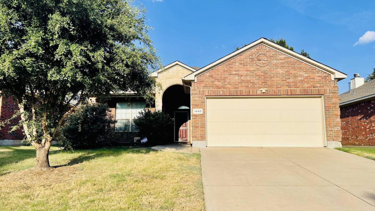 House for rent at 1440 Preakness Dr, Irving, TX 75060