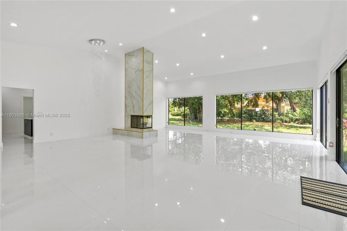 House for rent at 4031 Coral Hills Dr, Coral Springs, FL 33065