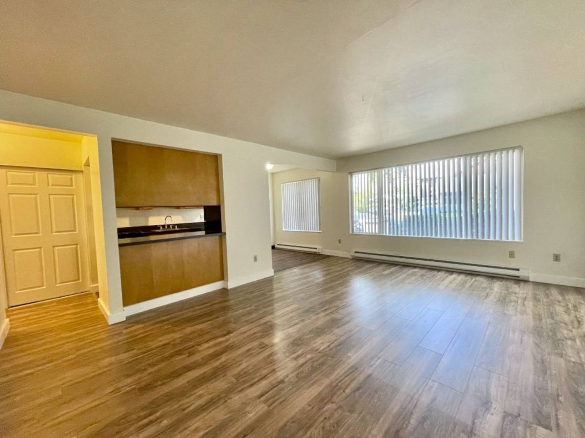 Apartment for rent at 6113 Roosevelt Way NE, Seattle, WA 98115