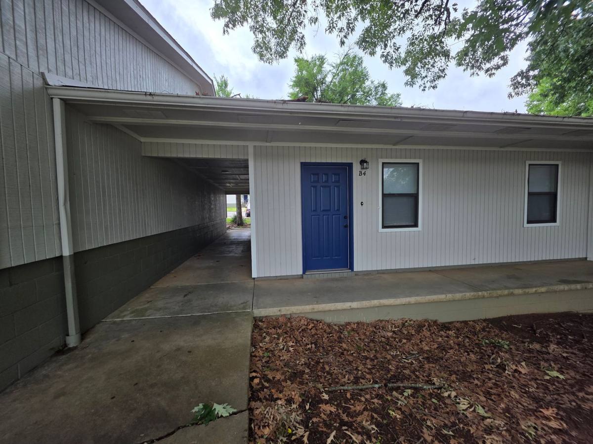 Apartment for rent at 911-925 W 12th St, Russellville, AR 72801
