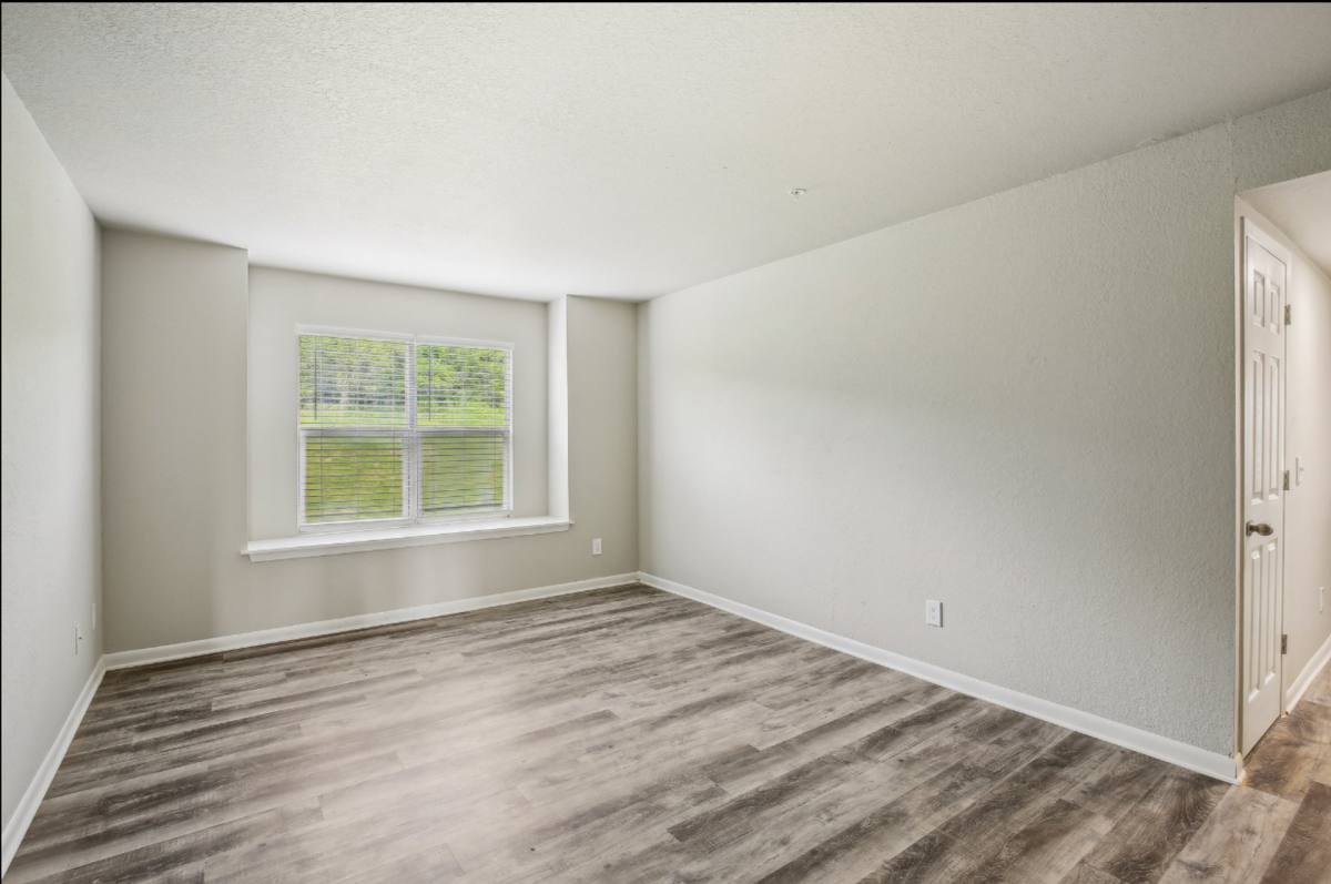 Apartment for rent at 9680 Lexington Ave, De Soto, KS 66018