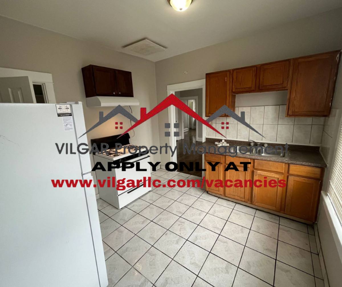3716 Deodar St, East Chicago, IN 46312