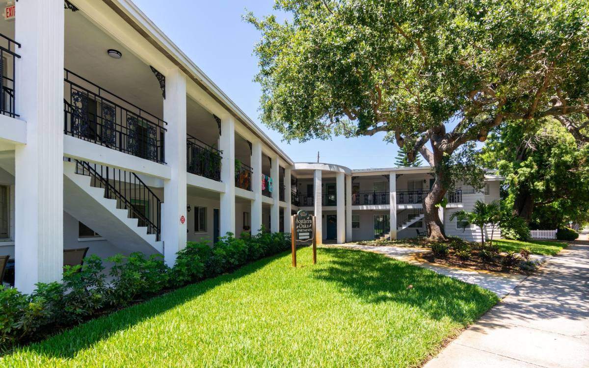 Apartment for rent at 1200 Beach Dr NE, Saint Petersburg, FL 33701