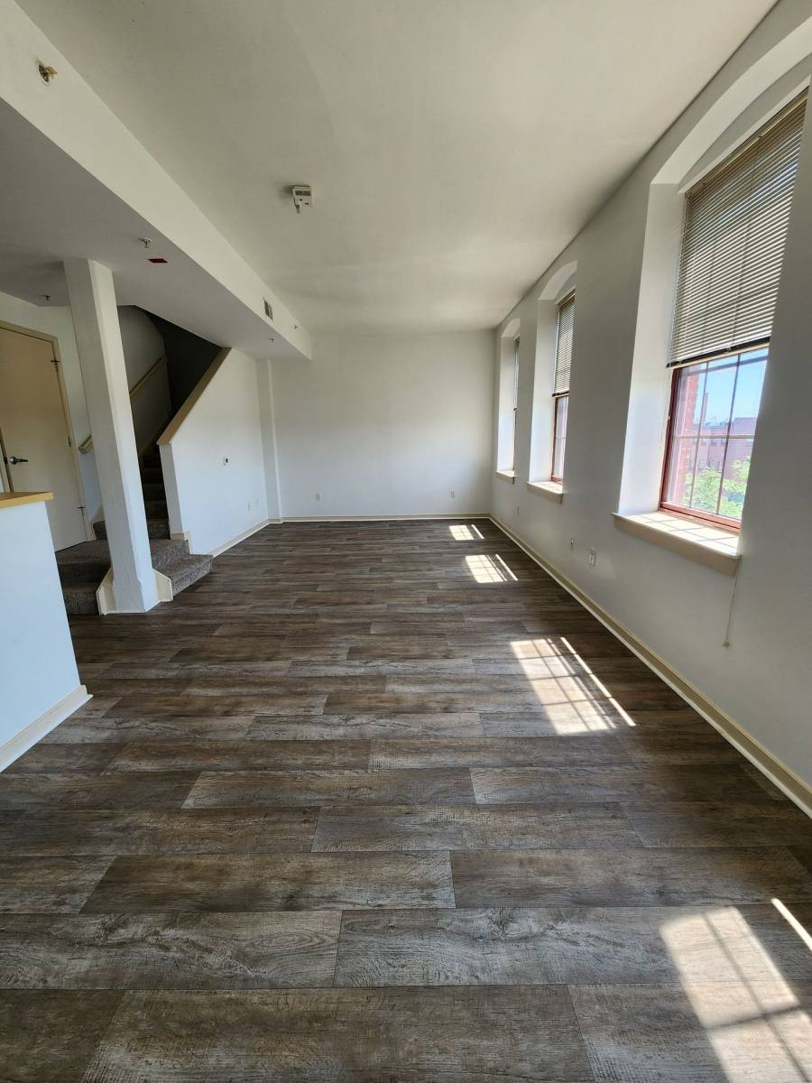 Apartment for rent at 261 N Franklin St, Hanover, PA 17331
