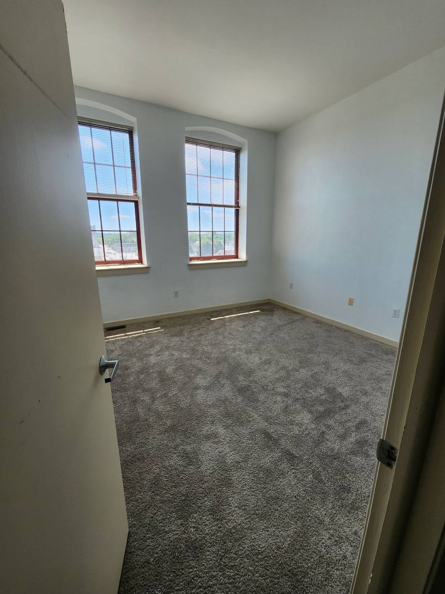 Apartment for rent at 261 N Franklin St, Hanover, PA 17331