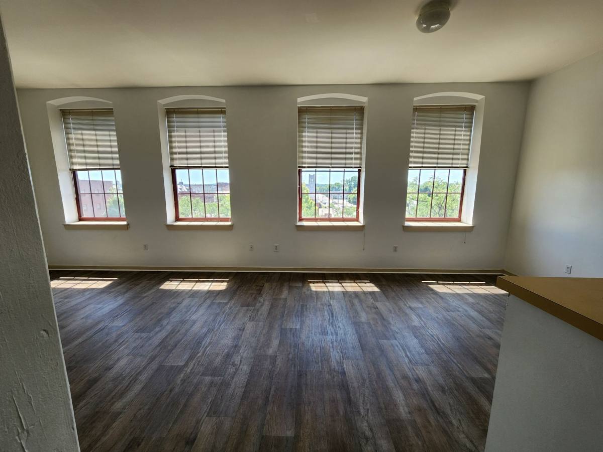 Apartment for rent at 261 N Franklin St, Hanover, PA 17331