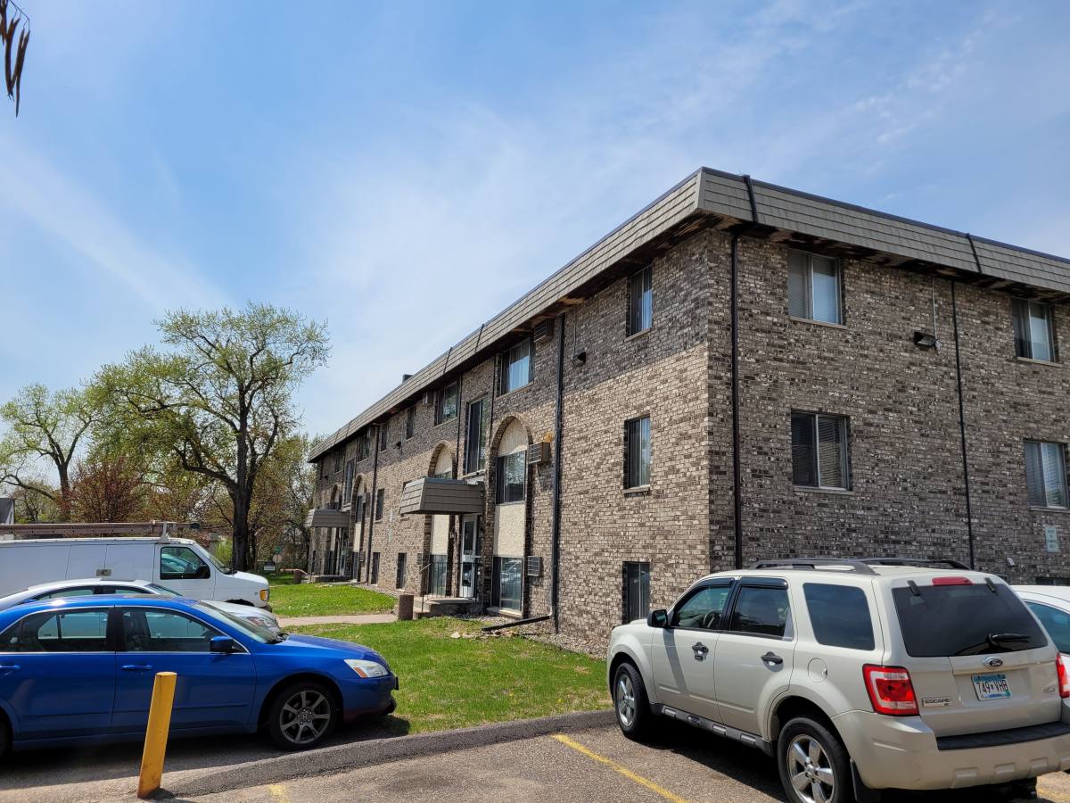 Apartment for rent at 761 Como Ave, Saint Paul, MN 55103