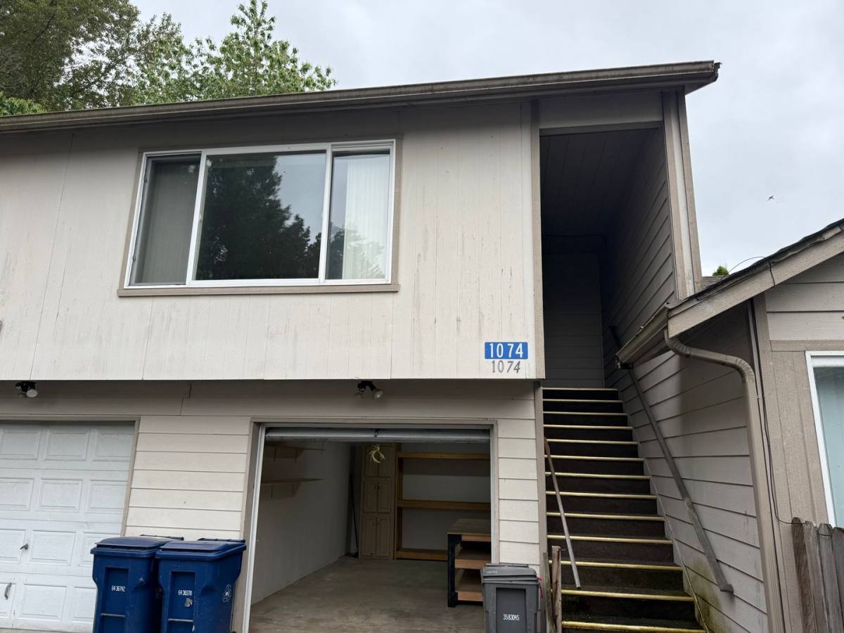 Apartment for rent at 1072 Andis Rd, Burlington, WA 98233
