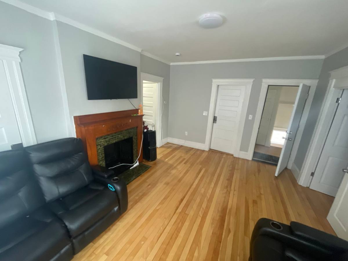 Apartment for rent at 50 Hollywood St, Worcester, MA 01610