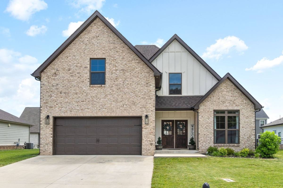 House for rent at 831 Jersey Dr, Clarksville, TN 37043