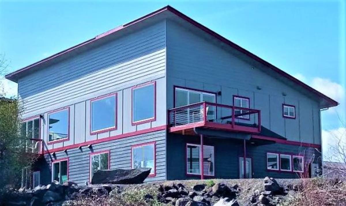 House for rent at 3735 Klindt Dr, The Dalles, OR 97058