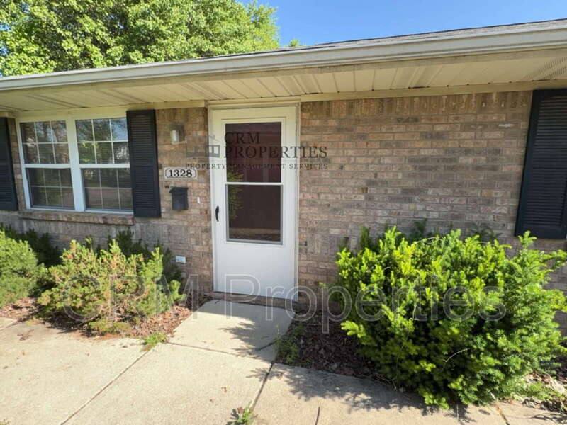 Apartment for rent at 1328 S Waugh St, Kokomo, IN 46902