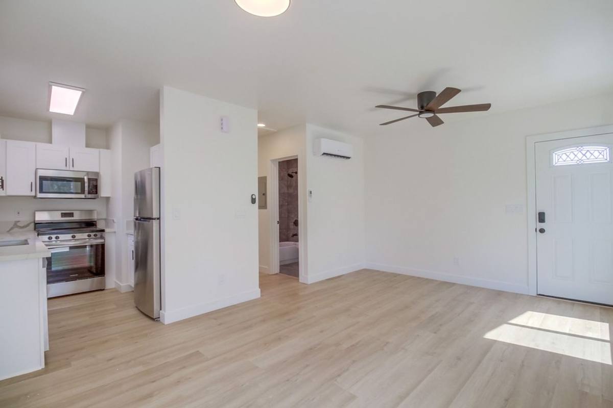 Apartment for rent at 1235-39 Lincoln Ave, San Diego, CA 92103