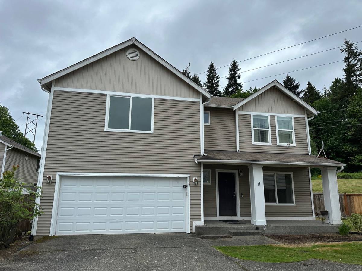 House for rent at 1307 190th St SE, Bothell, WA 98012