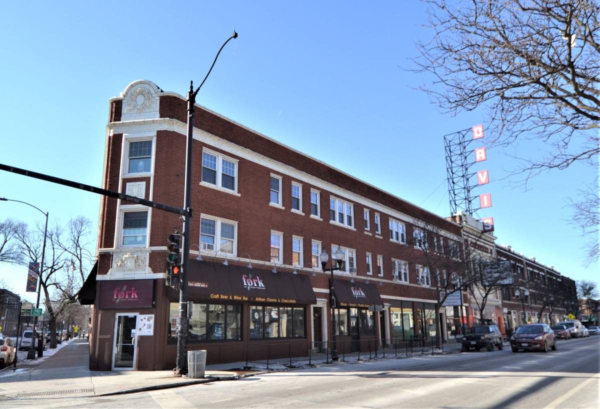 Apartment for rent at 4600 N Lincoln Ave, Chicago, IL 60625