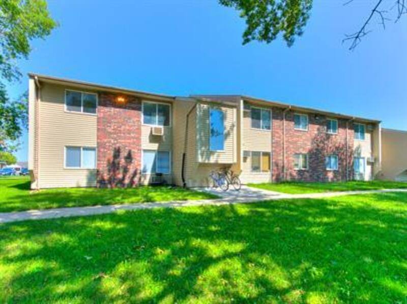 Apartment for rent at 725 S 11th St #17, Nevada, IA 50201