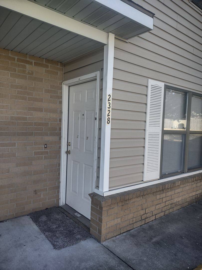 Townhouse for rent at 2328 Highview, Joplin, MO 64804