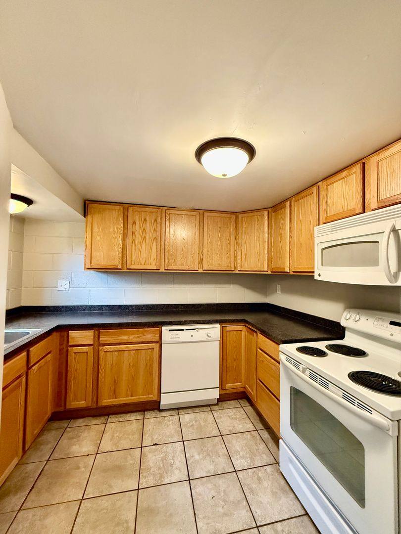 Apartment for rent at 1100 8th Ave NW, Valley City, ND 58072