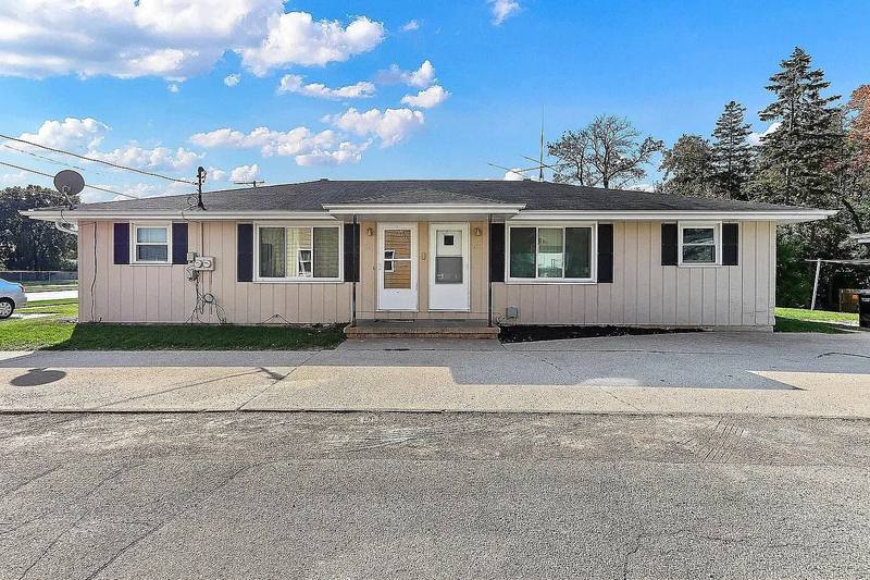 Apartment for rent at 2414 2416 E Newberry St, Appleton, WI 54915