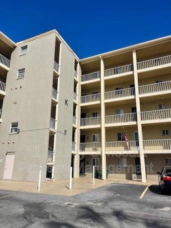 Condo for rent at 4102 Heron Way #B101, Bradenton, FL 34205