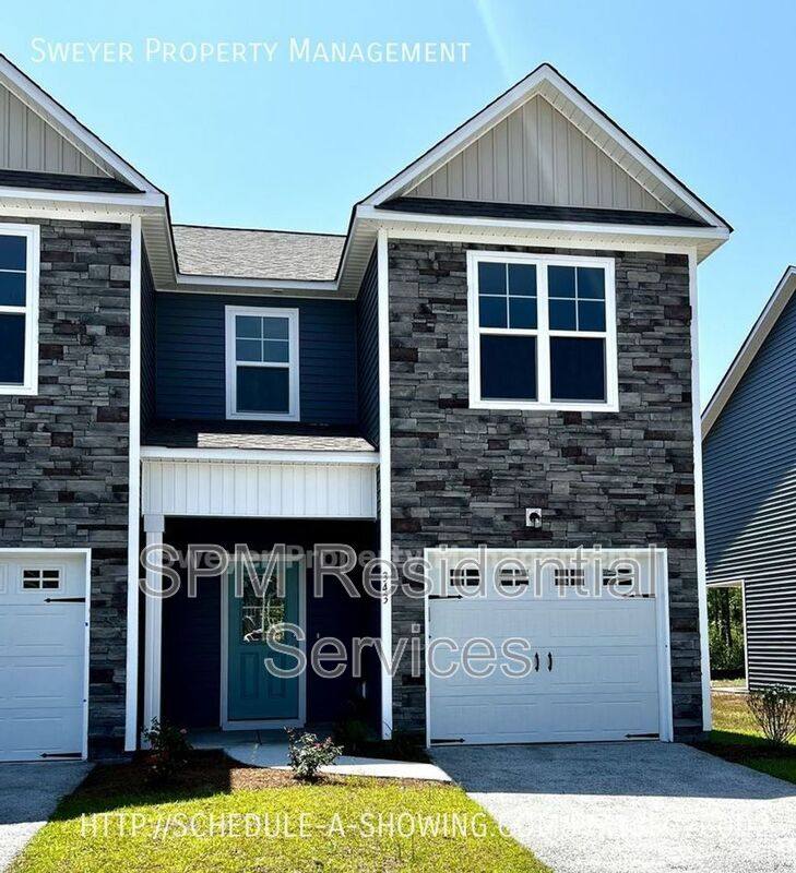 Townhouse for rent at 343 S Stingray Lane, Sneads Ferry, NC 28460