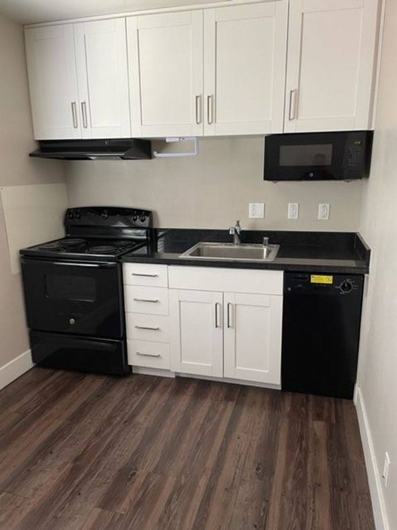 Apartment for rent at 536 S 8th St, San Jose, CA 95112