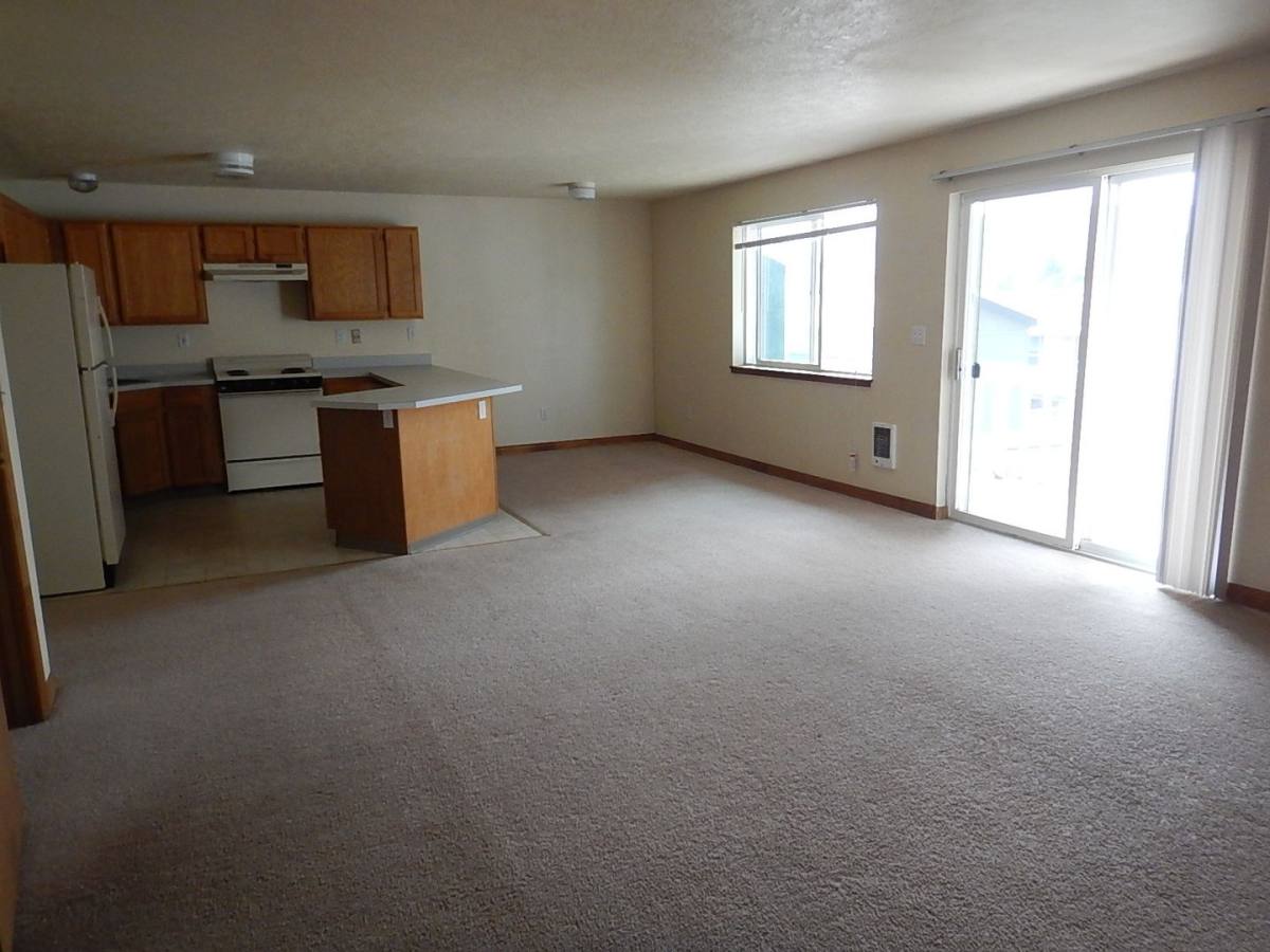Apartment for rent at 540 NW 2nd St, Prineville, OR 97754