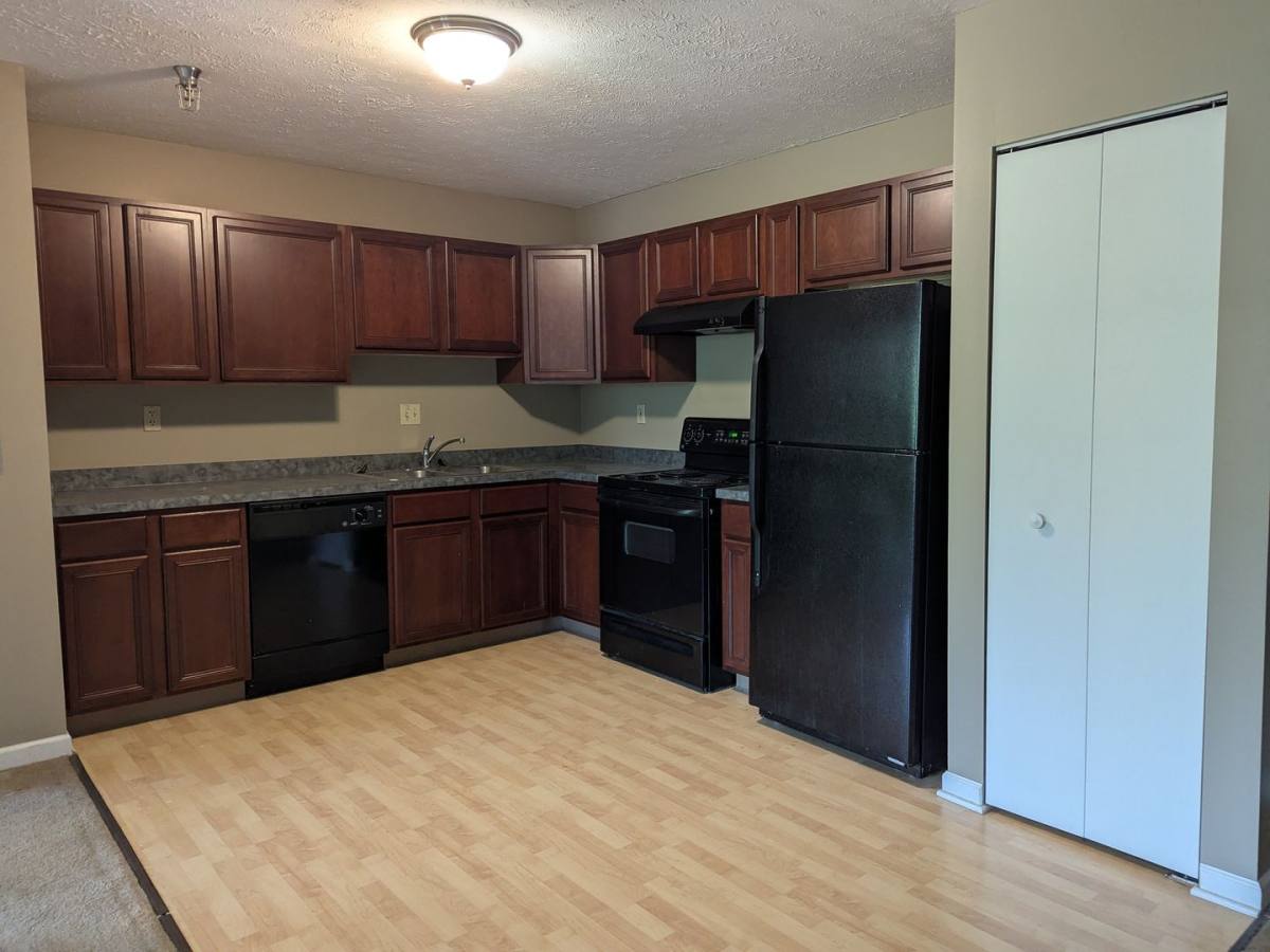 Apartment for rent at 1300 Weathervane Lane, Akron, OH 44313