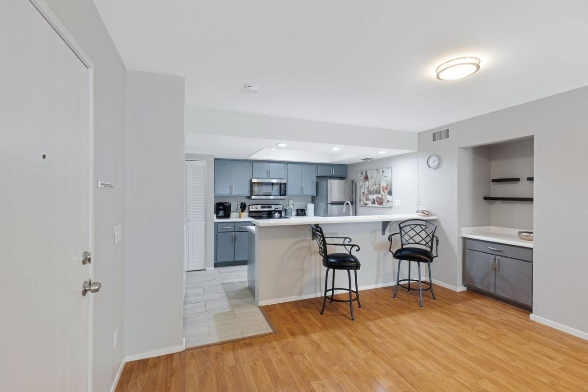 Condo for rent at 1920 W Lindner Ave, Mesa, AZ 85202