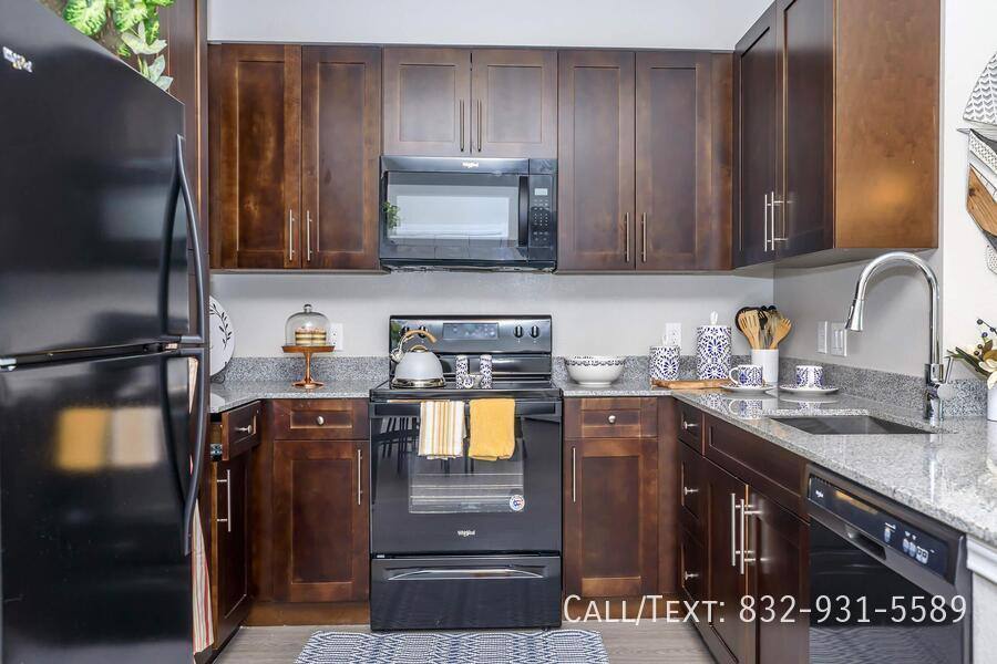 Apartment for rent at 6712 Airport Blvd #AAB, Houston, TX 77061