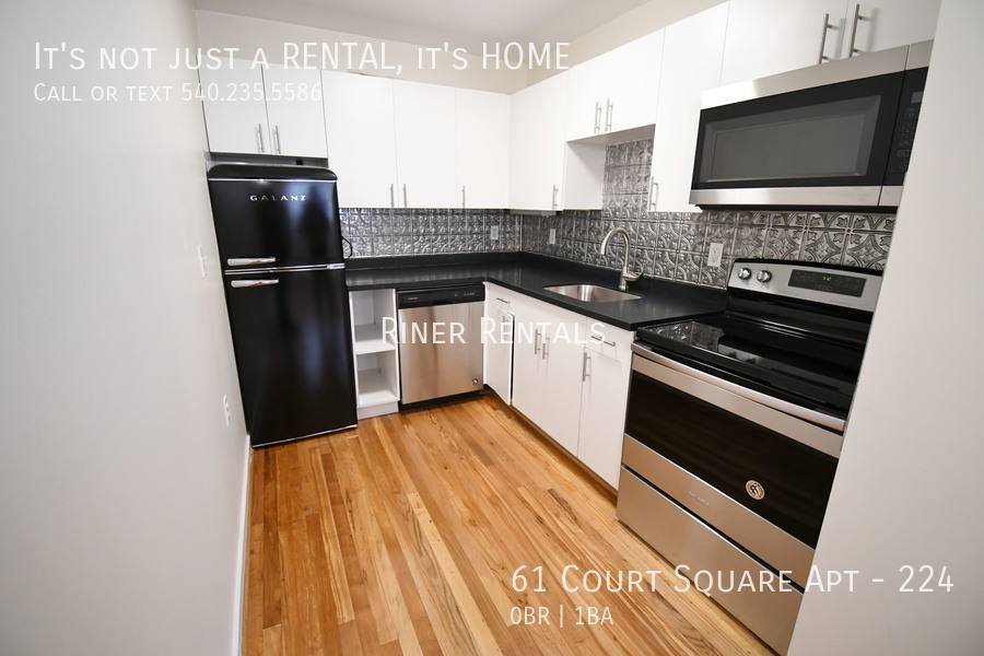 Apartment for rent at 61 Court Square #224, Harrisonburg, VA 22801