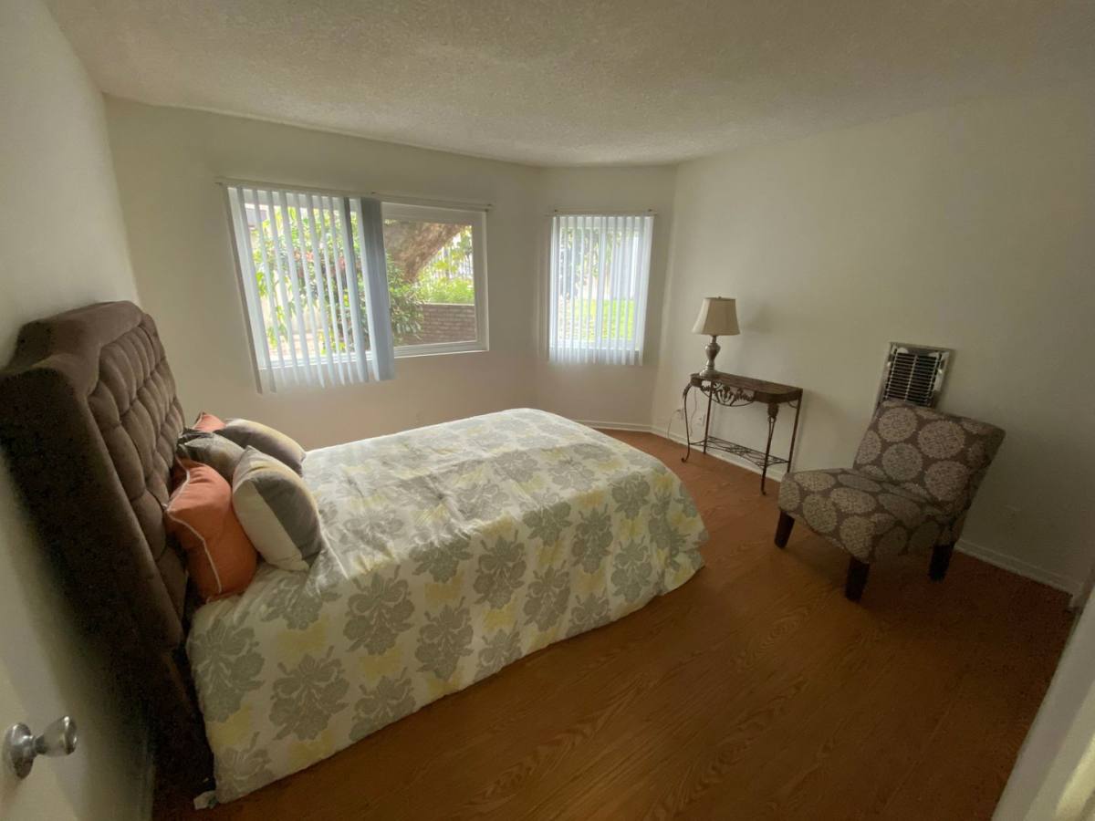 Apartment for rent at 8700 Topanga Canyon Blvd, Canoga Park, CA 91304
