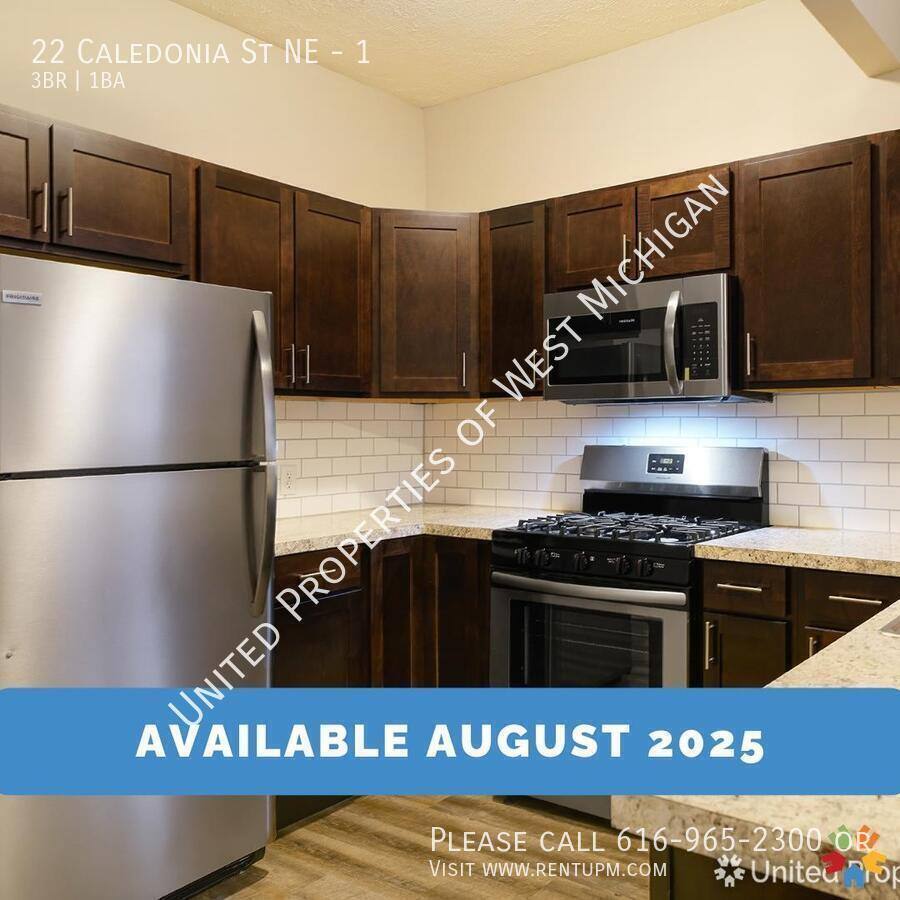 Apartment for rent at 22 Caledonia St NE #1, Grand Rapids, MI 49505