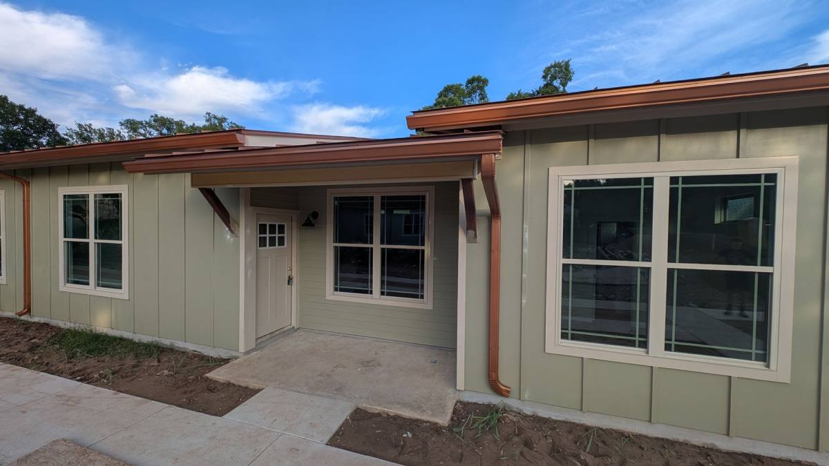 Apartment for rent at 1106 1108 Chestnut, San Marcos, TX 78666